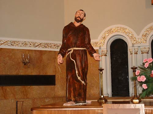 Statue of St. Francis by Ian Dorian